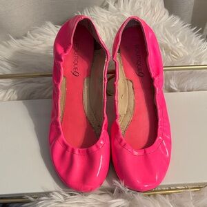 Boutique 9 Neon Pink Flats